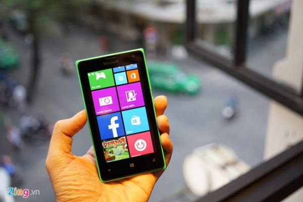 Mở hộp Lumia 435 - điện thoại Windows Phone rẻ nhất VN 6