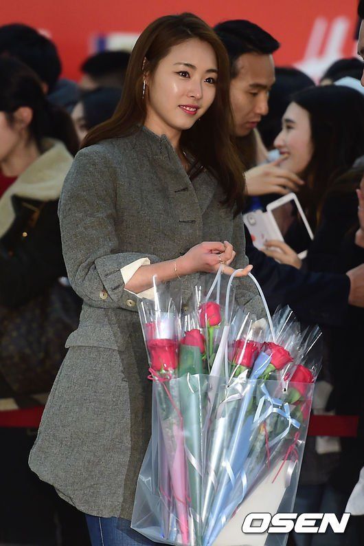 Lee Min Ho đẹp trai bảnh bao đi quảng bá phim 42