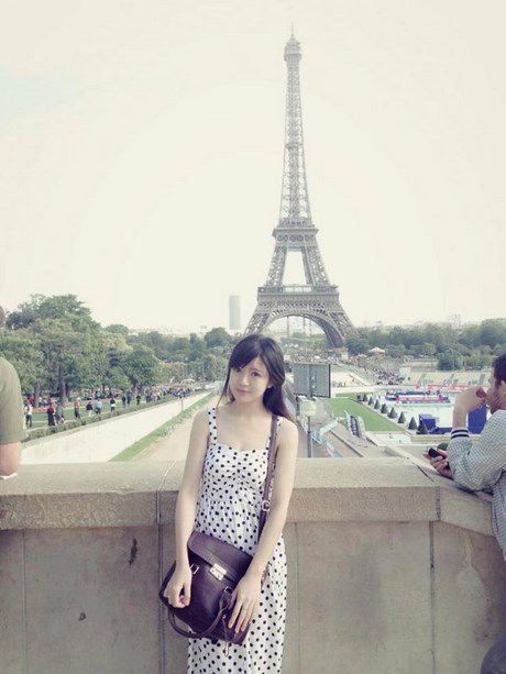 Ngắm vẻ đẹp trong sáng của nữ thạc sĩ Việt giữa trời Paris 13