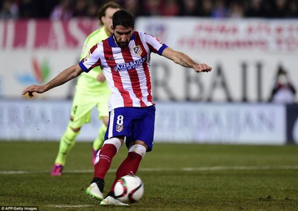 Torres ghi bàn siêu tốc, Atletico vẫn thua Barca 2-3 8