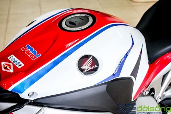 Ngắm Honda CBR1000RR SP giá 700 triệu đầu tiên tại Hà Nội 12