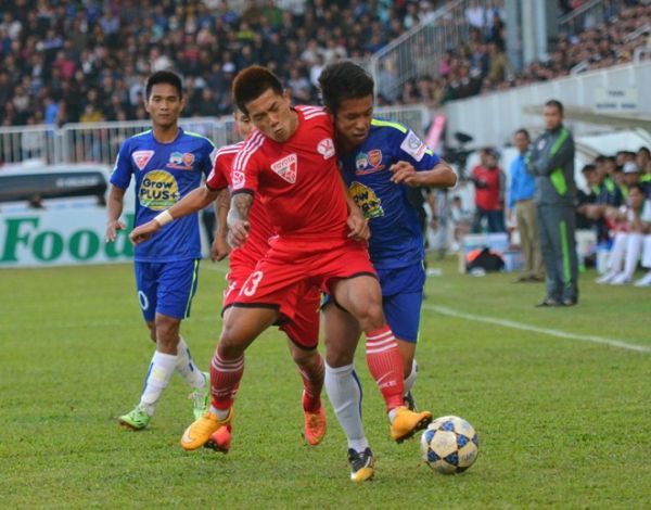 Dấu ấn vòng 6 V.League: Công Vinh ghi bàn, ĐTLA lập kỷ lục 3