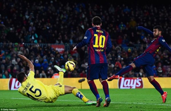 Messi và Neymar giúp Barca thắng ngược Villarreal 3-2 10