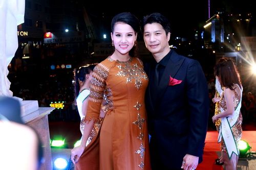 Bebe Phạm đẹp "tròn trịa" bên Dustin Nguyễn sau khi cưới 6