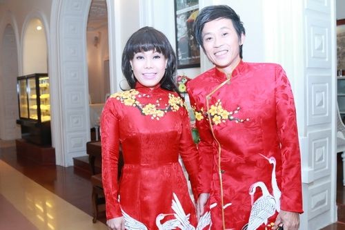 Bebe Phạm đẹp "tròn trịa" bên Dustin Nguyễn sau khi cưới 21