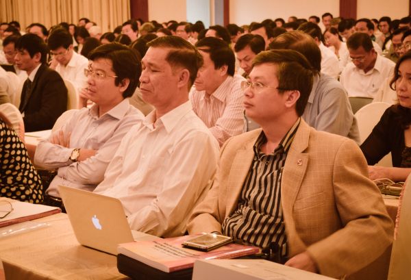 Thứ trưởng Bộ GD-ĐT Nguyễn Vinh Hiển: Đổi mới giáo dục khó nhất là đổi mới con người 2