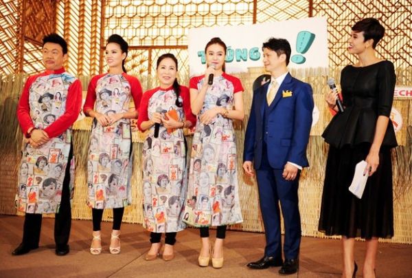 Style đồng phục gây chú ý của dàn sao Việt khi ra mắt phim 4