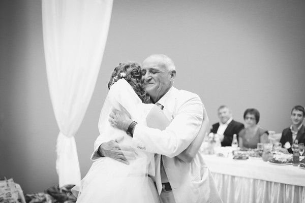 Khoảnh khắc xúc động của bố và con gái trong ngày cưới 13
