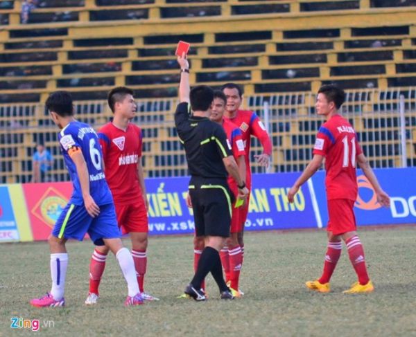 Cần Thơ 3-1 HAGL: Chủ nhà thắng trận đầu tay 40