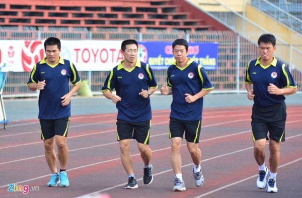 Cần Thơ 3-0 HAGL: Văn Thắng lập hat-trick 32