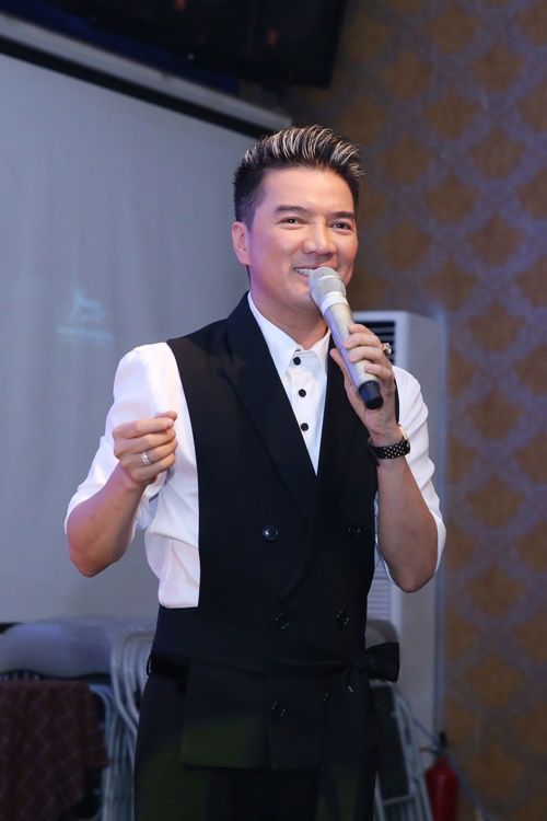 Hương Giang Idol làm diễn viên trong MV của Mr. Đàm 21