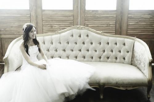 Top 10 sao nữ Kpop mặc váy cưới đẹp nhất 18