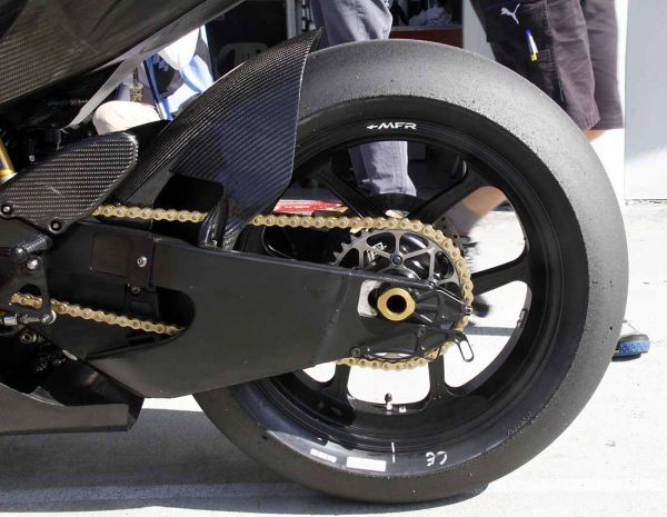 Michelin chạy thử lốp cho mùa giải MotoGP 2016 4