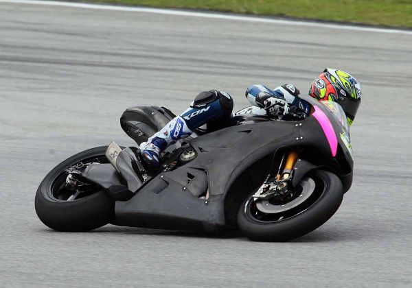Michelin chạy thử lốp cho mùa giải MotoGP 2016 6