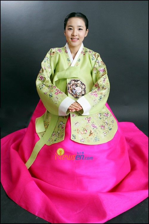 Mỹ nữ Hàn đọ sắc trong hanbok truyền thống 12