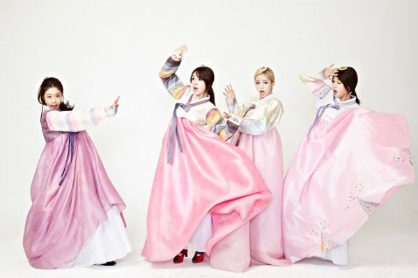 Mỹ nữ Hàn đọ sắc trong hanbok truyền thống 2
