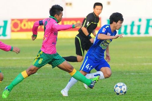 HAGL 2-2 Đồng Tháp: Công Phượng lập cú đúp 12