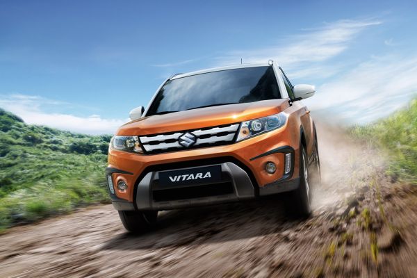 Suzuki Vitara 2015 khởi điểm từ 21.600 USD 3