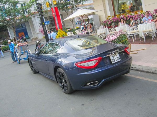 Siêu xe Maserati biển độc của đại gia Sài Gòn đi chơi Tết 4