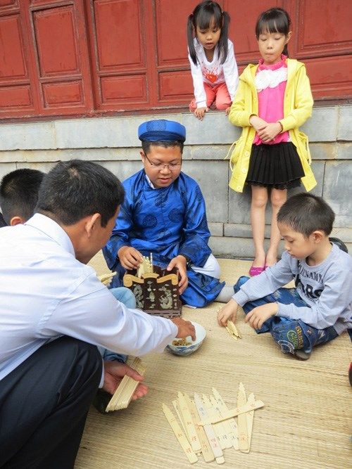 Trò chơi cung đình triều Nguyễn hút hồn du khách 2