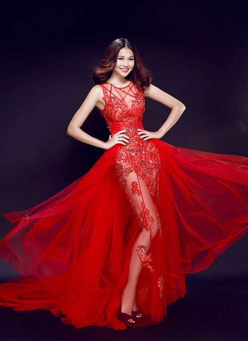 Đầu năm, sao Việt nô nức diện váy đỏ để lấy may 54