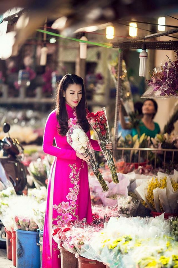 Top 10 sao Việt mặc đẹp du xuân trong dịp Tết 2