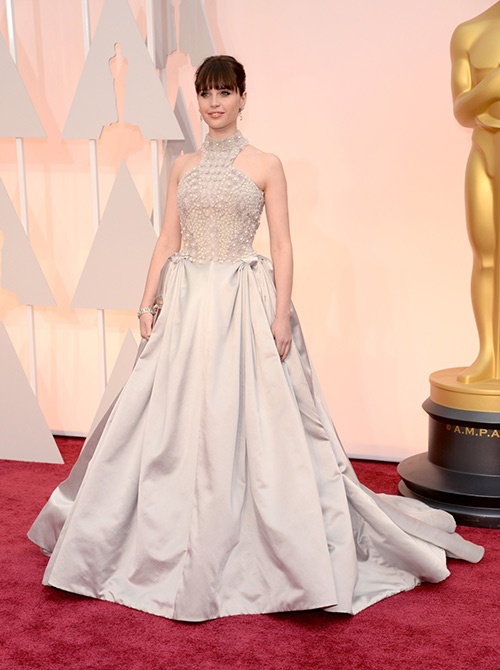 Lady Gaga hết quái, Jennifer Lopez khoe ngực trên thảm đỏ Oscars 51