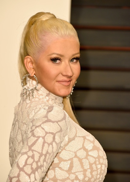 Christina Aguilera đọ dáng siêu mẫu 16