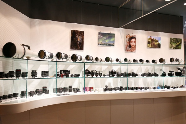 Một vòng Canon Gallery tại Nhật Bản đầu năm mới 15