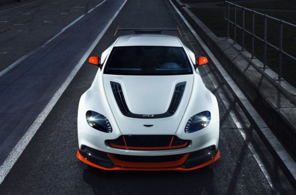 Sẽ chỉ có 100 chiếc Aston Martin Vantage GT3 ra đời 3