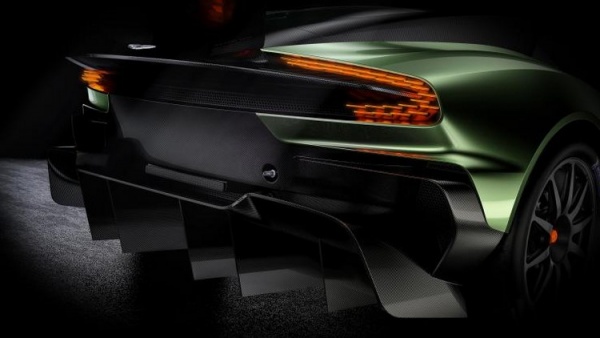 Lộ loạt ảnh siêu xe Aston Martin Vulcan 800 mã lực 7