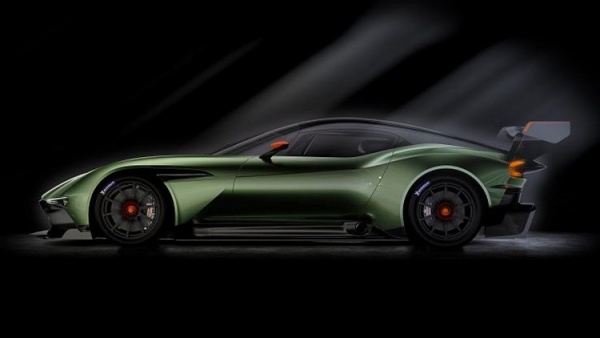 Lộ loạt ảnh siêu xe Aston Martin Vulcan 800 mã lực 3