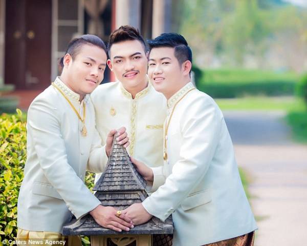 Đám cưới đồng tính tay ba đầu tiên trên thế giới 2