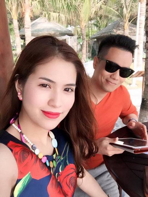 Việt Anh "Chạy án" thắm thiết bên bạn gái xinh đẹp 6