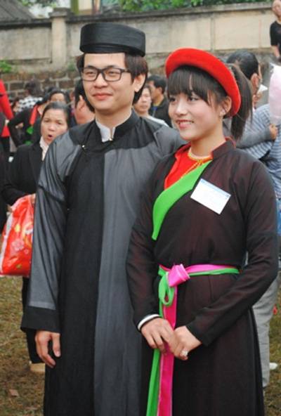 Thiếu nữ Kinh Bắc khoe sắc giữa Hội Lim 3