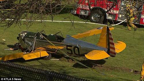 Nam tài tử Harrison Ford gặp tai nạn máy bay 9