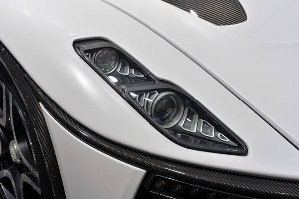 Cận cảnh siêu xe GTA Spano 2015 6