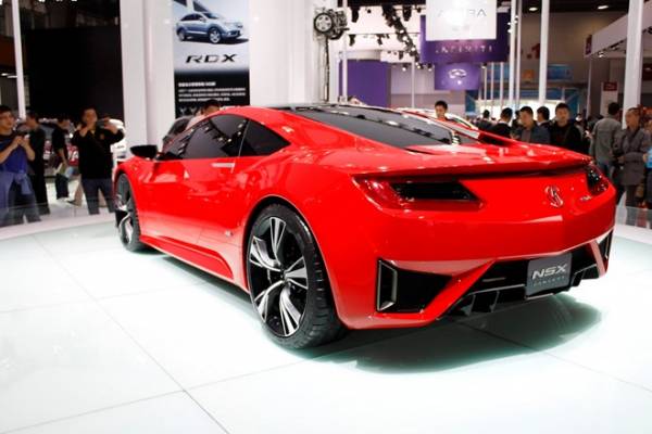 Những siêu xe đáng chờ đợi tại Geneva Motor Show 2015 9