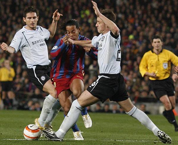 Đội hình Champions League trong mơ của Ronaldinho 3