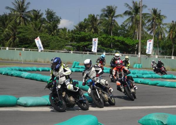 Việt Nam lần đầu có VĐV đua xe Raider tham dự giải châu Á 3