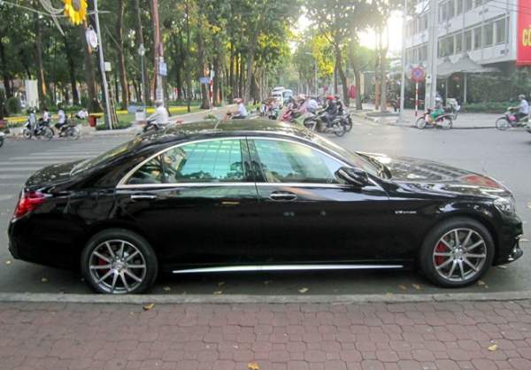 Xe sang Mercedes S63 biển đẹp, giá 9 tỷ ở Sài Gòn 2