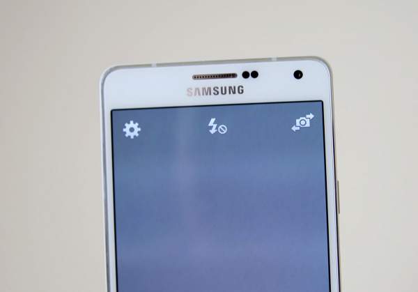 Đánh giá Galaxy A7 - Smartphone mỏng nhất của Samsung 7