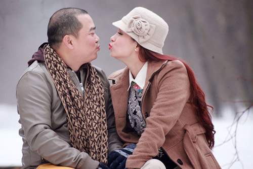 Vợ chồng Thúy Hạnh - Minh Khang lãng mạn trên tuyết 18