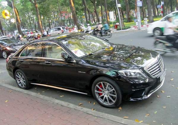 Xe sang Mercedes S63 biển đẹp, giá 9 tỷ ở Sài Gòn 7