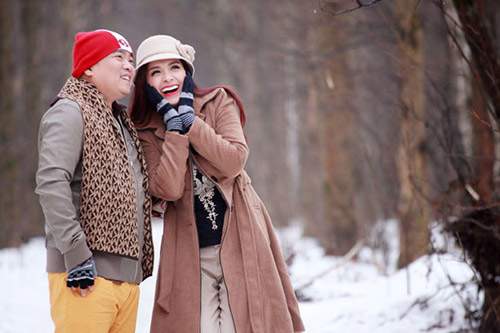 Vợ chồng Thúy Hạnh - Minh Khang lãng mạn trên tuyết 9