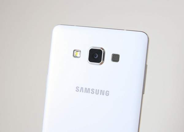 Đánh giá Galaxy A7 - Smartphone mỏng nhất của Samsung 6