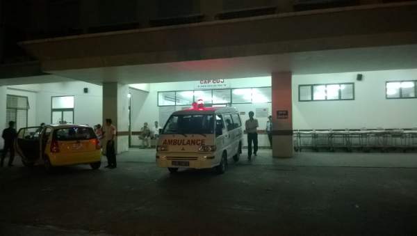 Lật xe chở công nhân lên Bà Nà, 16 người bị thương 3