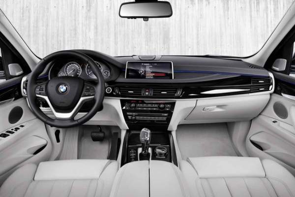 BMW X5 thêm phiên bản hybrid sạc điện 16