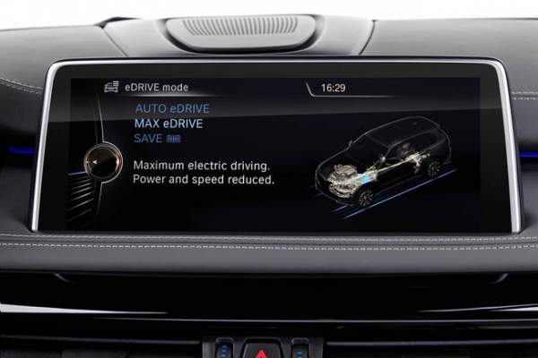 BMW X5 thêm phiên bản hybrid sạc điện 3