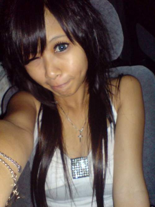 Hot girl Malaysia lộ ảnh cũ gày đét, đen nhẻm 6